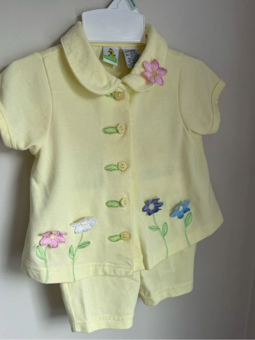 Sesame Street VINTAGE Yellow Appliqué Flower 2 Piece Set Size 18M